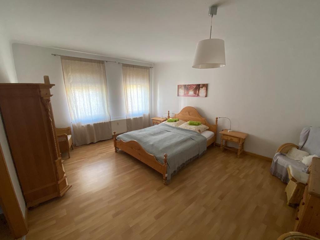 Ferienwohnung Am Theo Carlen Platz Ormesheim Kültér fotó