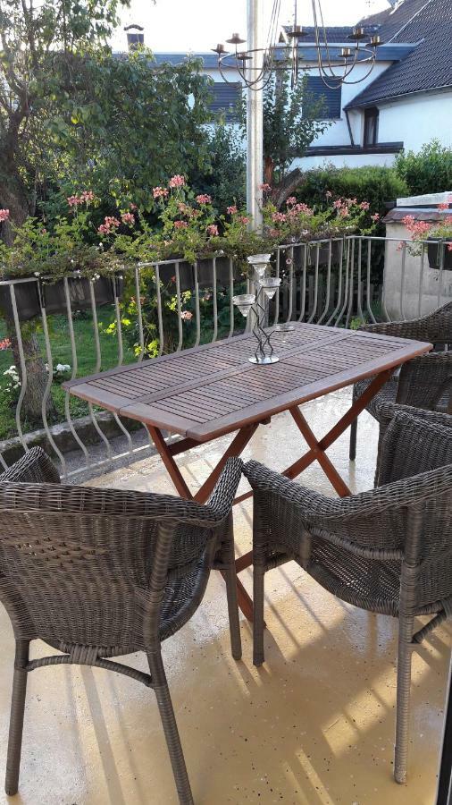 Ferienwohnung Am Theo Carlen Platz Ormesheim Kültér fotó